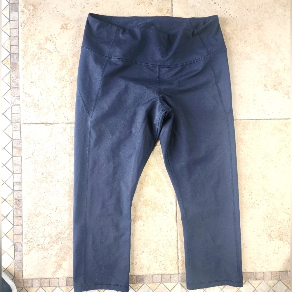 Under Armour Cropped Leggings